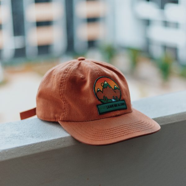 Caps